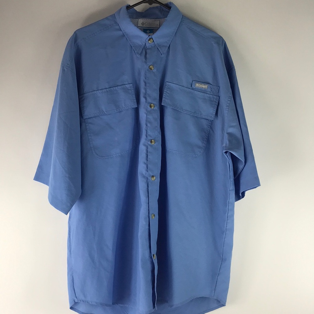 Light Blue Columbia Button Up Shirt L